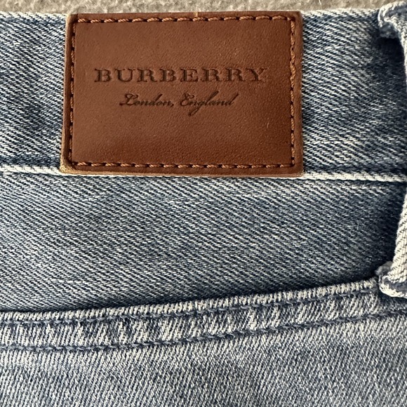 Burberry Jeans Womens 29 Mid Rise Slim Crop Blue Wash Frayed Hem Stretch Denim - Picture 4 of 9